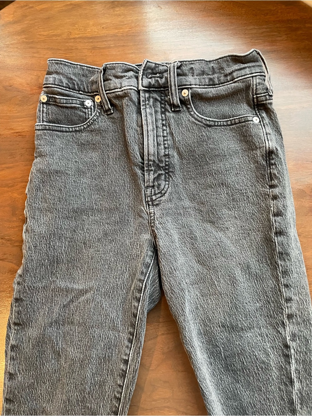 Women’s Black Washed cigarette Straight-Leg Jeans